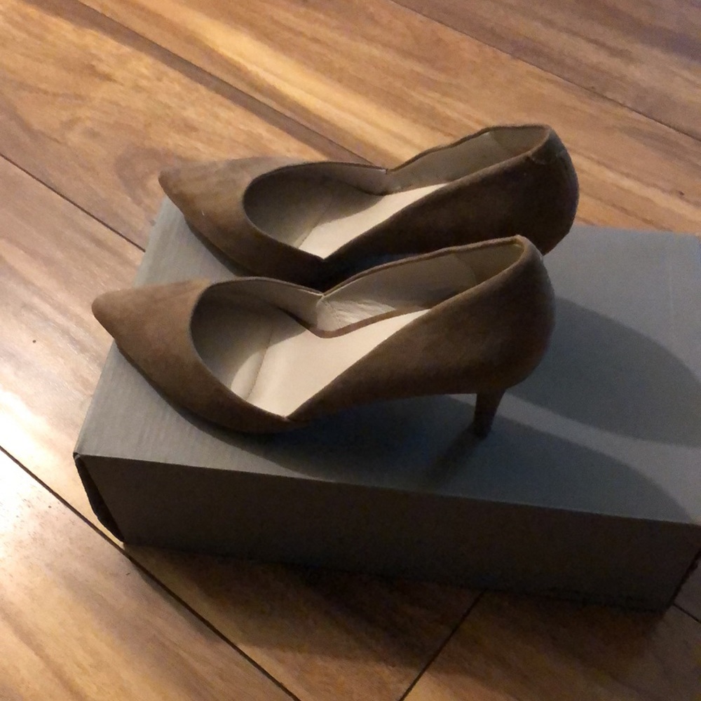 Kenneth Cole heels - Picture 3 of 4